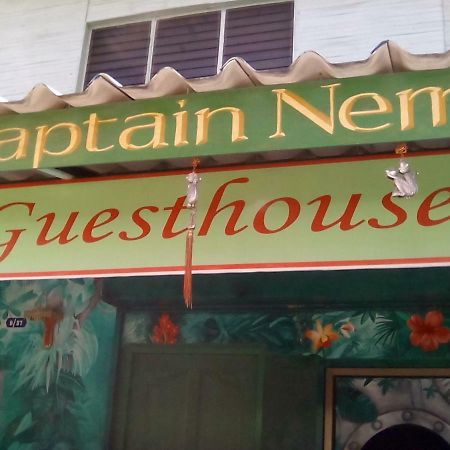 Captain Nemo Guesthouse Ko Tao Buitenkant foto
