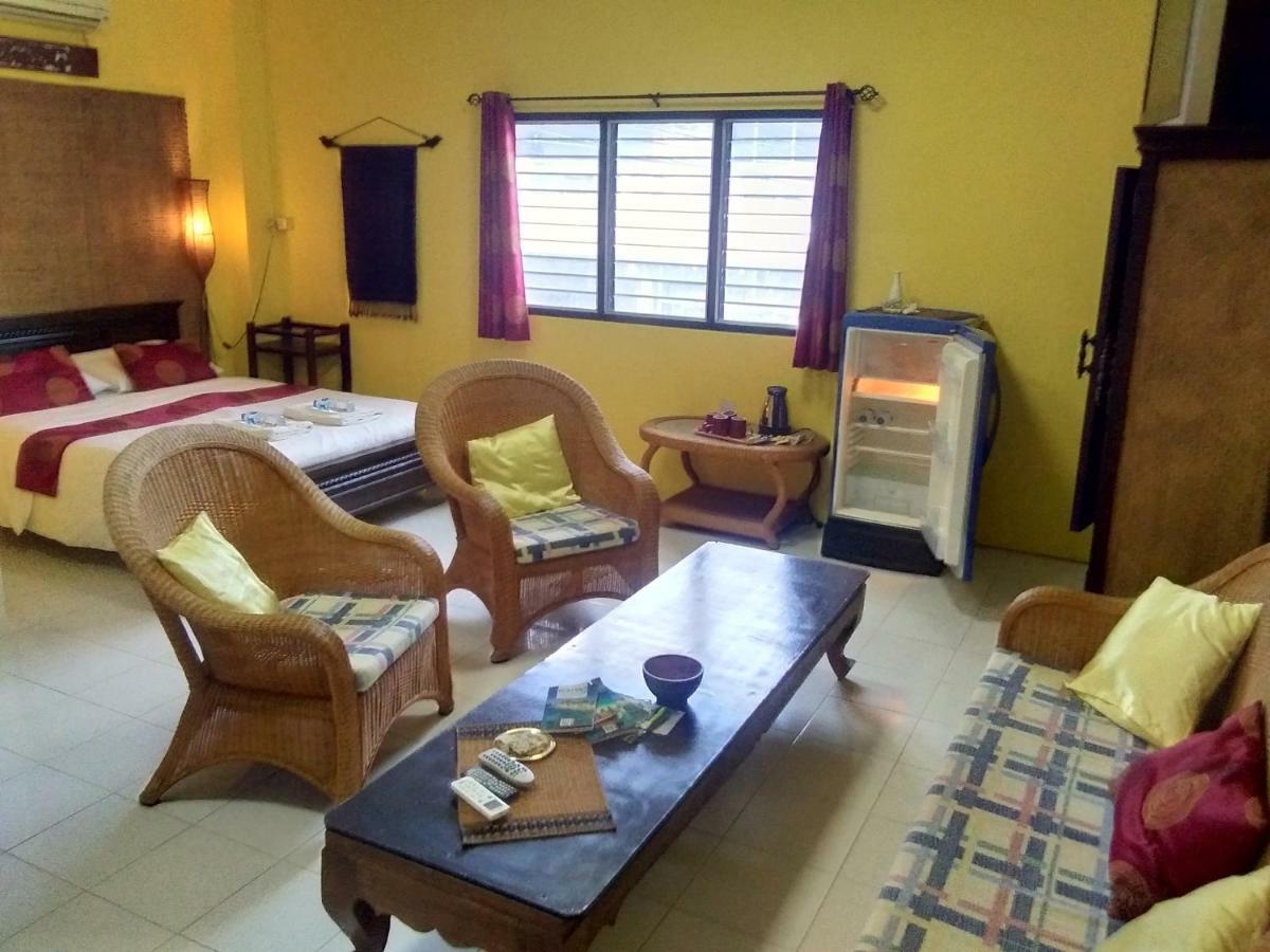 Captain Nemo Guesthouse Ko Tao Buitenkant foto